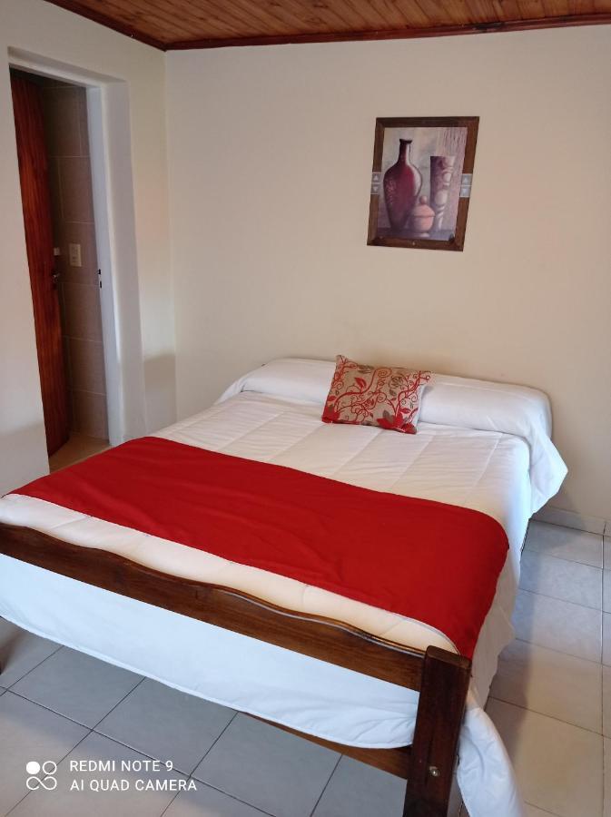 Calafate Viejo Hostel เอลกาลาฟาเต ภายนอก รูปภาพ