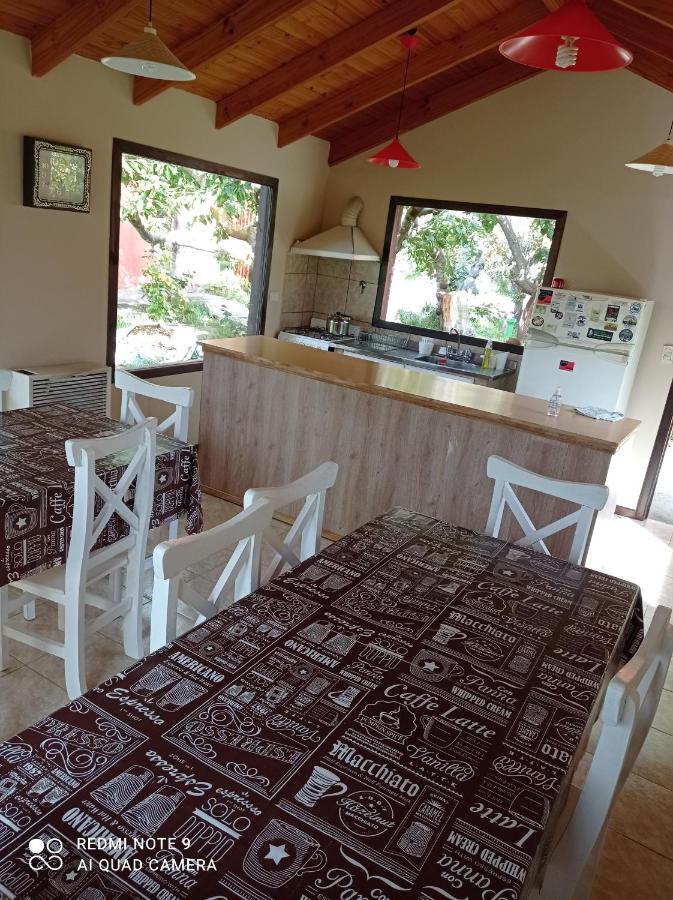 Calafate Viejo Hostel เอลกาลาฟาเต ภายนอก รูปภาพ