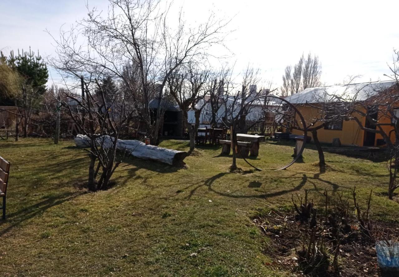 Calafate Viejo Hostel เอลกาลาฟาเต ภายนอก รูปภาพ