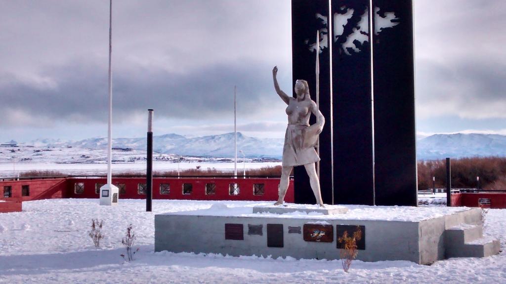 Calafate Viejo Hostel เอลกาลาฟาเต ภายนอก รูปภาพ